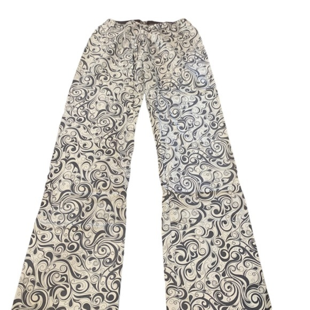 NWOT Women’s Bamboo Organic Cotton Sleep Pants Size Med Roll Up Tab
Drawstring